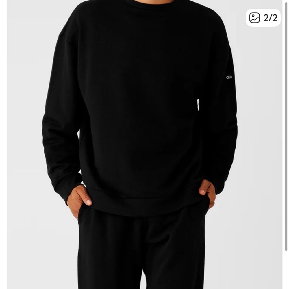 ALO chill crewneck pullover